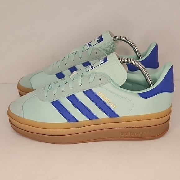 Adidas Gazelle Light Green with Blue Stripes - Picture 3 of 9